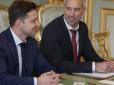 Париж, Париж... Володимир Зеленський прокоментував зустріч з президентом Франції Макроном